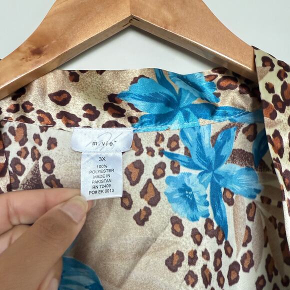 M. Vie Womens Robe 3X Plus Silky Sexy Intimate Floral Old Money Sexy Romantic - Picture 3 of 4